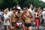 Dateiname : loveparade_berlin_samstag_15072006_img_6500.jpg
Dateigröße : 68KB
Abmessungen : 600x400
hinzugefügt am : 17.Juli 2006 loveparade_berlin_samstag_15072006_img_6500.jpg
